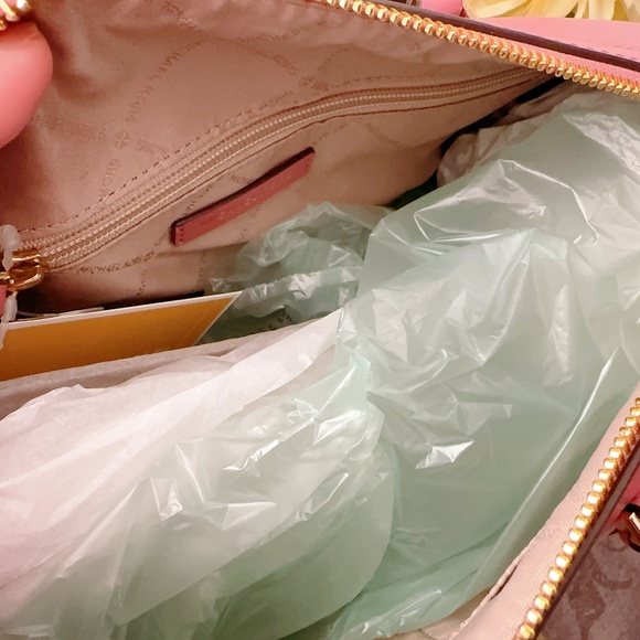 Michael Kors MK Jet Set Girls Travel Medium Duffle Bag + Wallet SET NWT - Picture 4 of 9